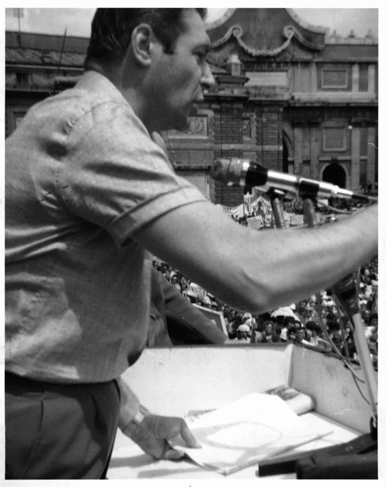 013. 1971 Luciano Lama fonte Archivio Storico Cgil Nazionale 768x968