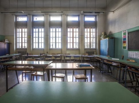 La scuola riparte, i problemi restano: servono risorse e stabilità. Il commento di Elena Bruzzese Segretaria generale Flc Cgil Genova