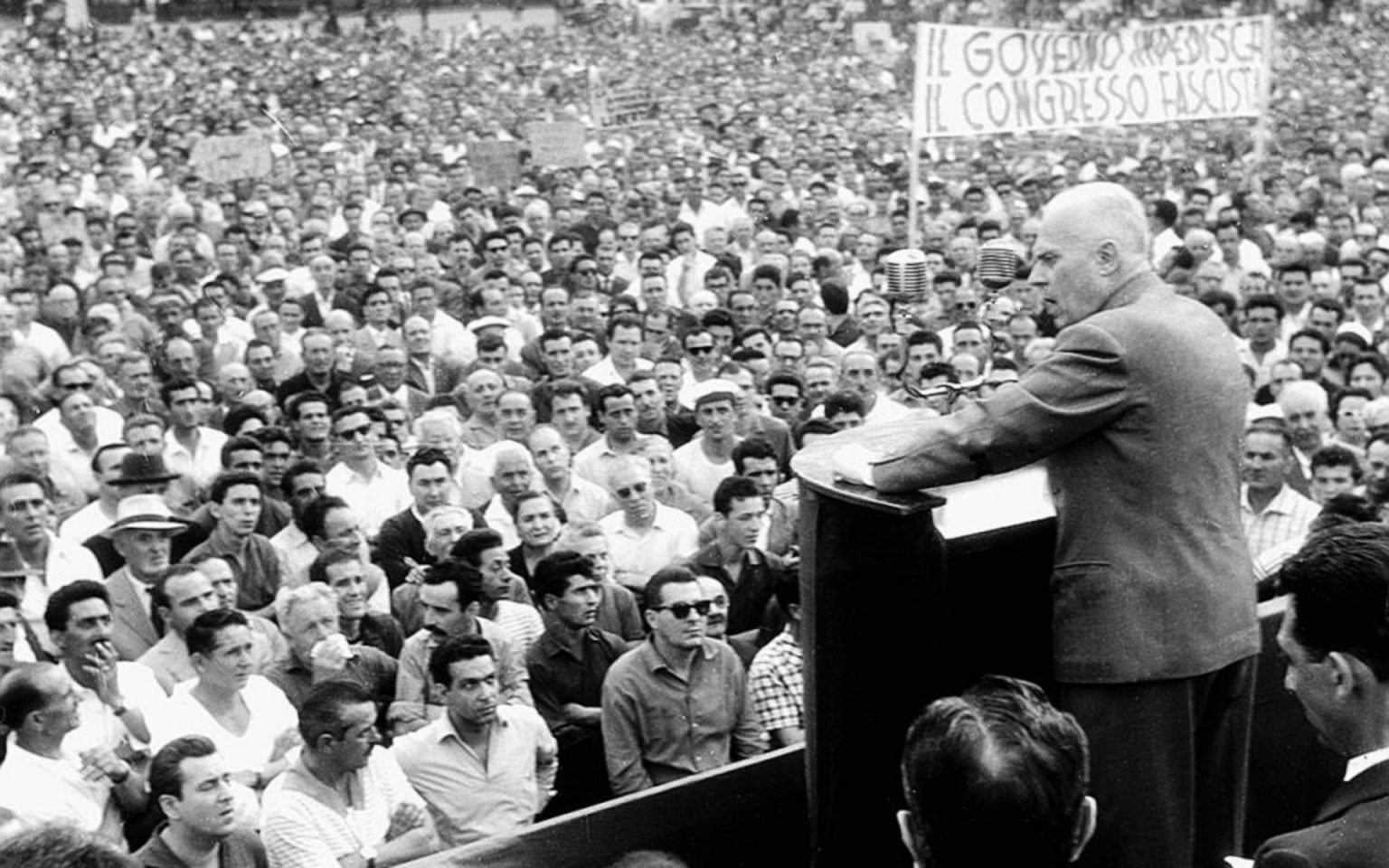 Il celebre discorso du brichettu di Sandro Pertini in piazza della Vittoria Genova 28 giugno 1960 1536x960