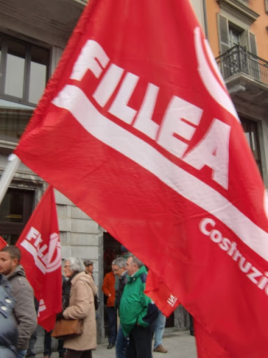 La RCM, Azienda operante nel ribaltamento a mare Fincantieri licenzia delegato sindacale Fillea Cgil.