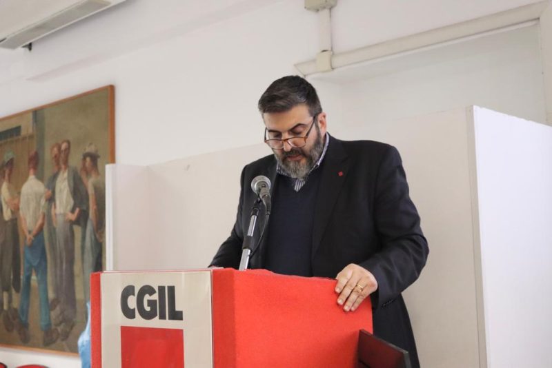 A rischio servizi e occupazione delle partecipate del Comune di Genova.