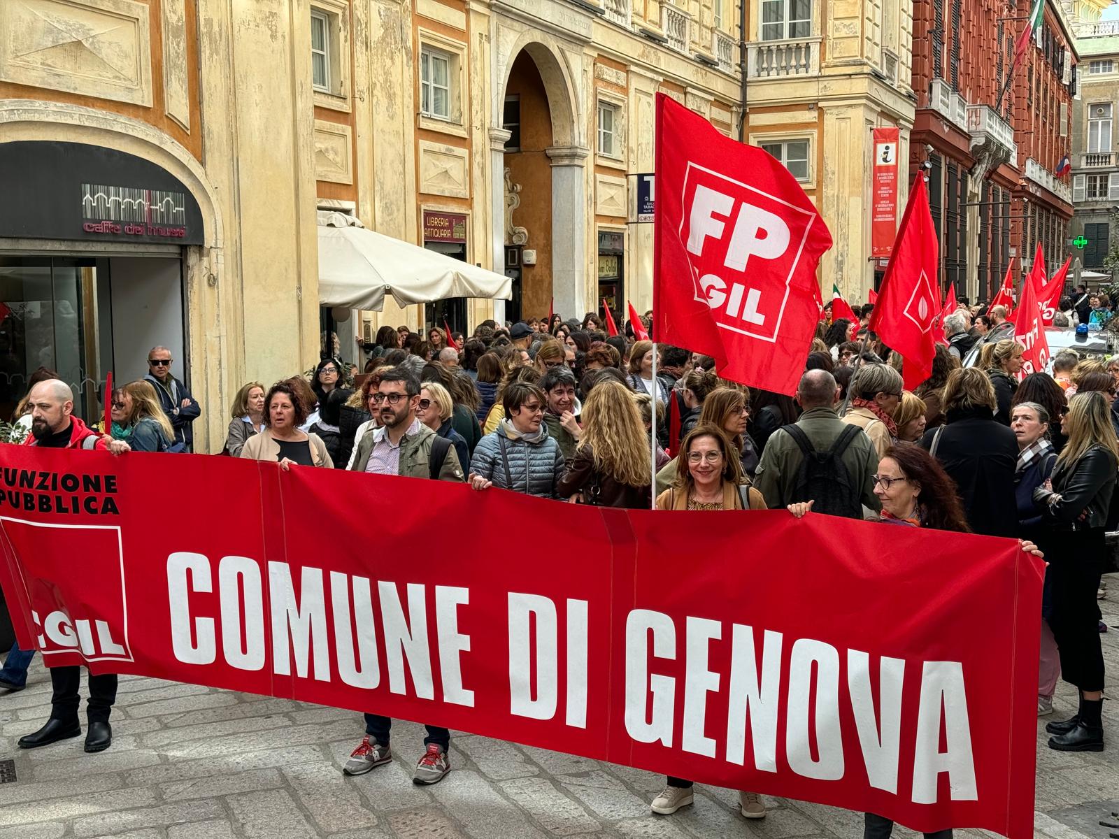 Comune di Genova: siglato il Protocollo d’intesa tra Amministrazione e sindacati. Sospeso lo stato di agitazione e ridefiniti i fabbisogni occupazionali e i diritti organizzativi
