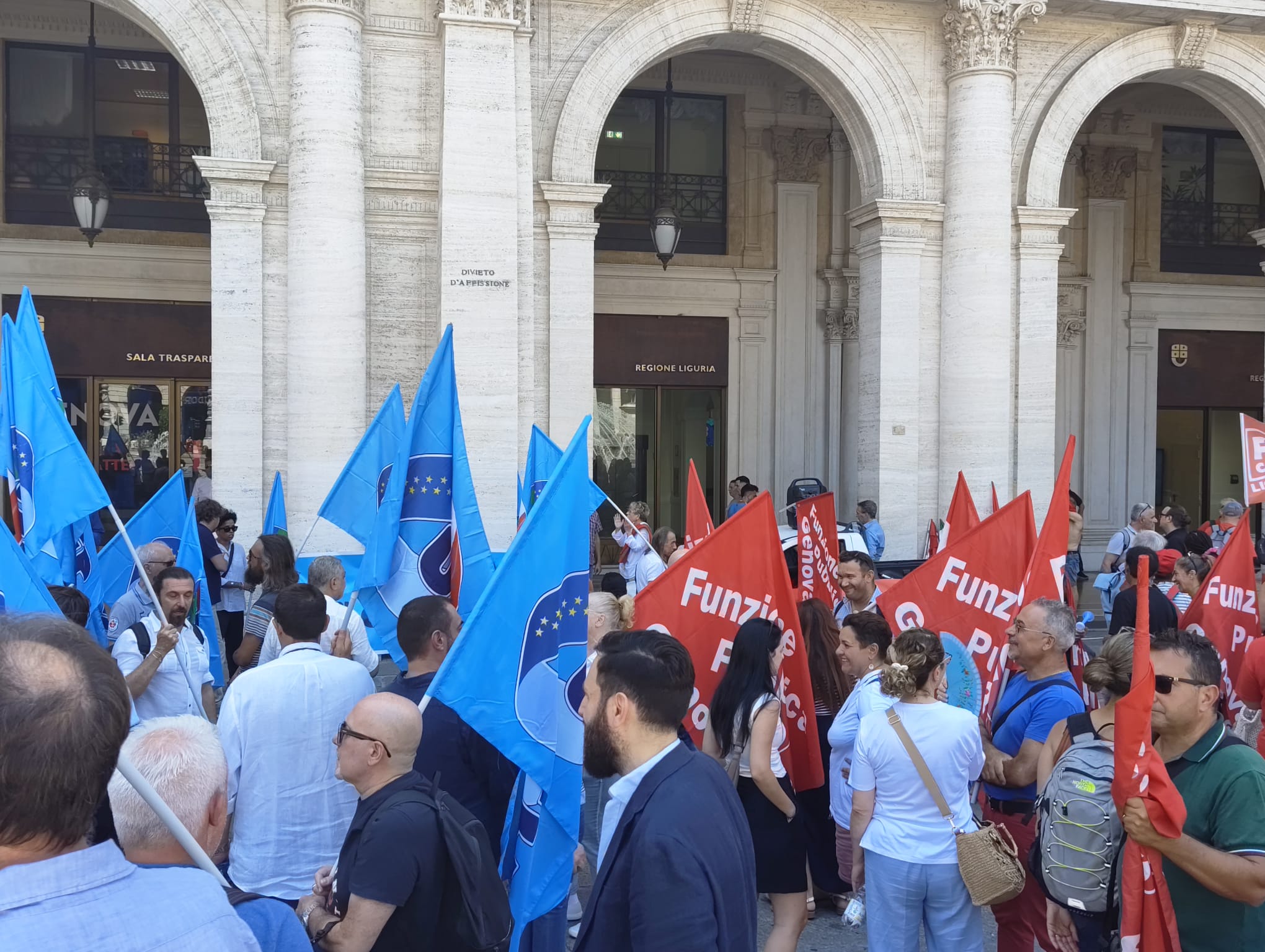 Sanità Liguria, FP Cgil e UIL FP: “Non si fanno riforme senza risorse per le lavoratrici e i lavoratori”.
