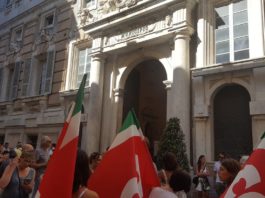manifestazione in comune