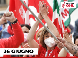 Lavoro: Cgil, Cisl e Uil, il 26 giugno manifestazioni nazionali a Torino, Firenze e Bari Manifestanti in piazza