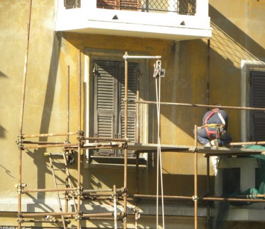 Giornata internazionale per la salute e la sicurezza sul lavoro: più di 8 mila le denunce di infortunio in Liguria nei primi tre mesi dell’anno. Calà (Cgil) “Servono più formazione e prevenzione e maggiori controlli”