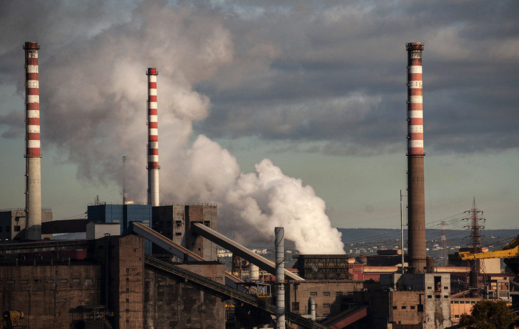 Ex Ilva. Fiom preoccupazione per rinvio. Azionisti festeggiano, lavoratori pagano.