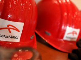 Il Governo sul futuro dei lavoratori Mittal gioca al rinvio