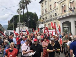 Pronto soccorso in codice rosso, manifestazione di fronte all’Ospedale Sant’Andrea