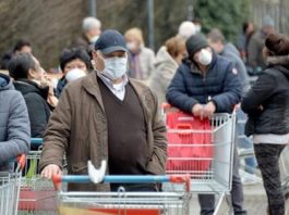 Dopo la figuraccia nazionale, Toti annuncia un “pacchetto anziani”