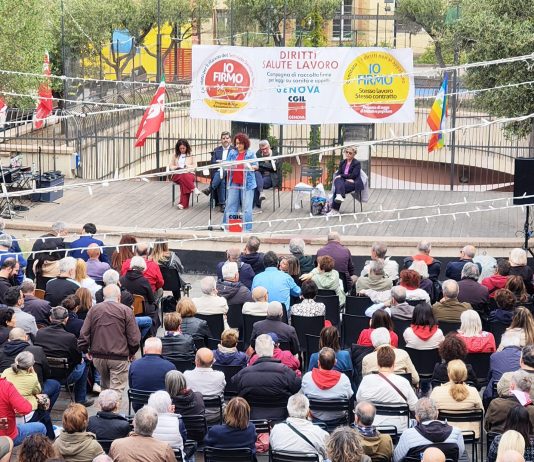 Al via la raccolta firme per le proposte di legge su sanità e appalti. Maurizio Landini firma a Genova