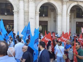 Sanità Liguria, FP Cgil e UIL FP: “Non si fanno riforme senza risorse per le lavoratrici e i lavoratori”.