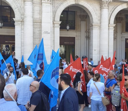 Sanità Liguria, FP Cgil e UIL FP: “Non si fanno riforme senza risorse per le lavoratrici e i lavoratori”.