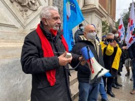 Scuola- Altissima adesione allo sciopero generale presidio regionale sciopero scuola